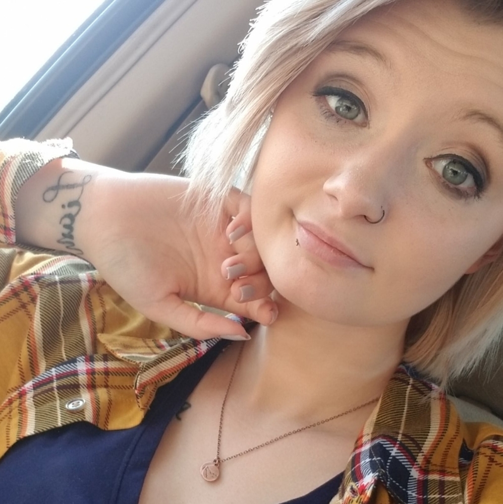 Meet your Posher, Julian